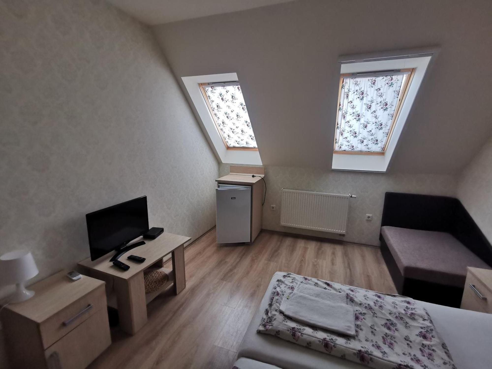 Village Garden Family Guest House Tiszakanyár エクステリア 写真